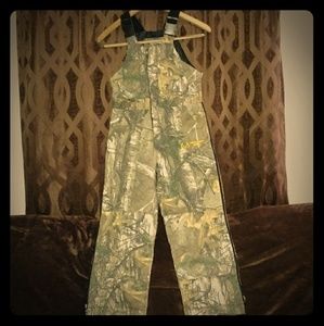 ✨NWOT✨ Realtree Camo Overalls